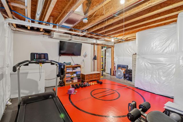 1060 Aaron Court, Adel, IA 50003