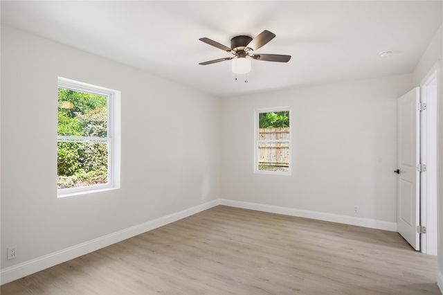 507 E South 2nd Street, Seneca, SC 29678