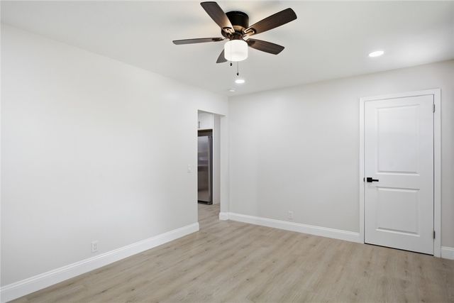 507 E South 2nd Street, Seneca, SC 29678