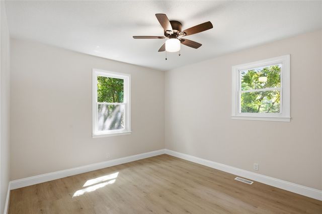 507 E South 2nd Street, Seneca, SC 29678