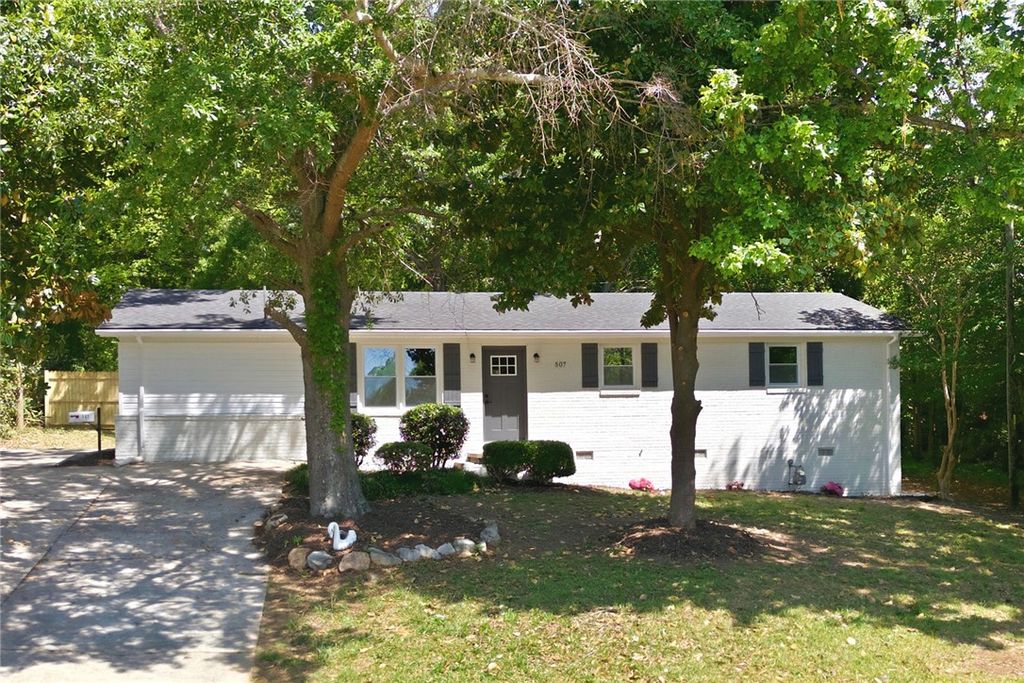 507 E South 2nd Street, Seneca, SC 29678