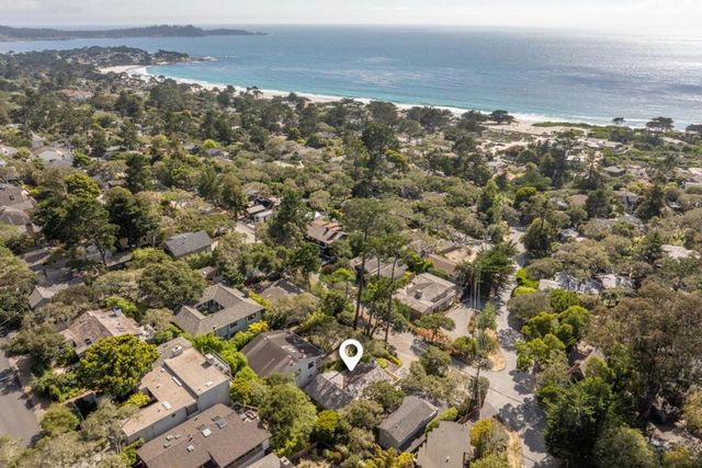 3SE of 4th Avenue, Carmel, CA 93921