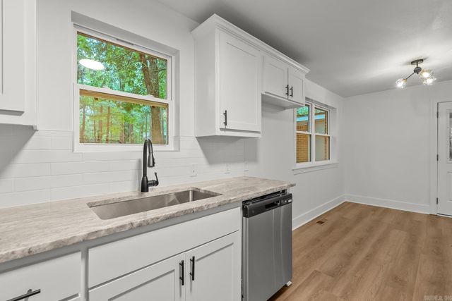 25501 Kanis Road, Little Rock, AR 72223