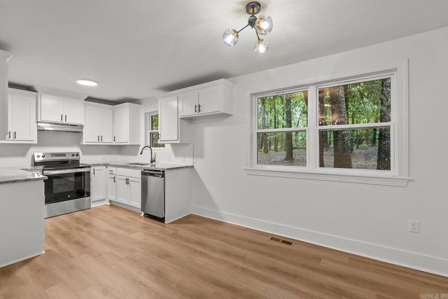 25501 Kanis Road, Little Rock, AR 72223