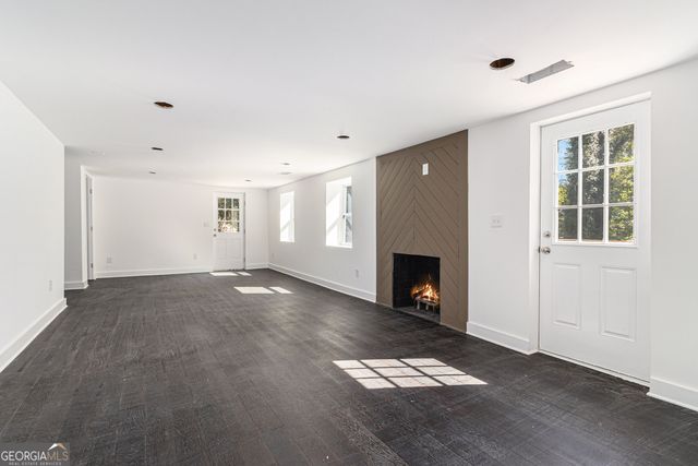 266 Colewood Way, Sandy Springs, GA 30328