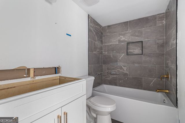 266 Colewood Way, Sandy Springs, GA 30328