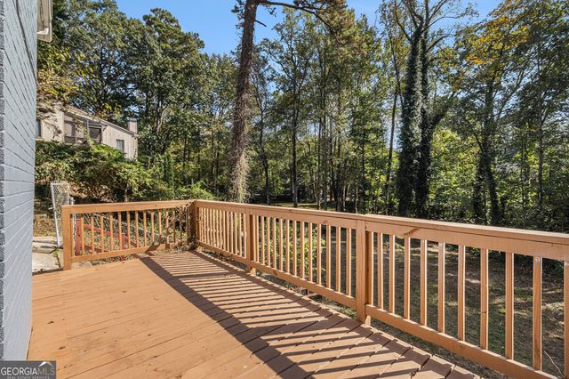 266 Colewood Way, Sandy Springs, GA 30328