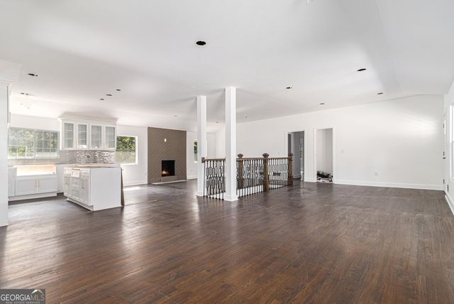 266 Colewood Way, Sandy Springs, GA 30328