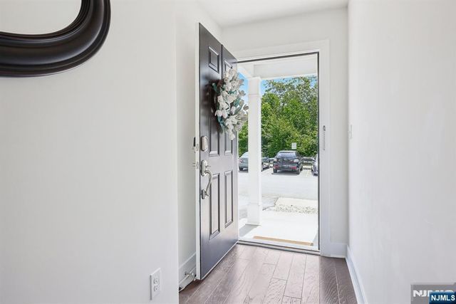 1310 Parkview Lane, Rockaway Township, NJ 07866