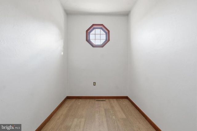 1330 GOODYEAR RD, Gardners, PA 17324