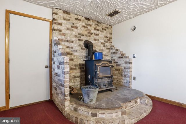 1330 GOODYEAR RD, Gardners, PA 17324