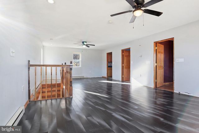 1330 GOODYEAR RD, Gardners, PA 17324