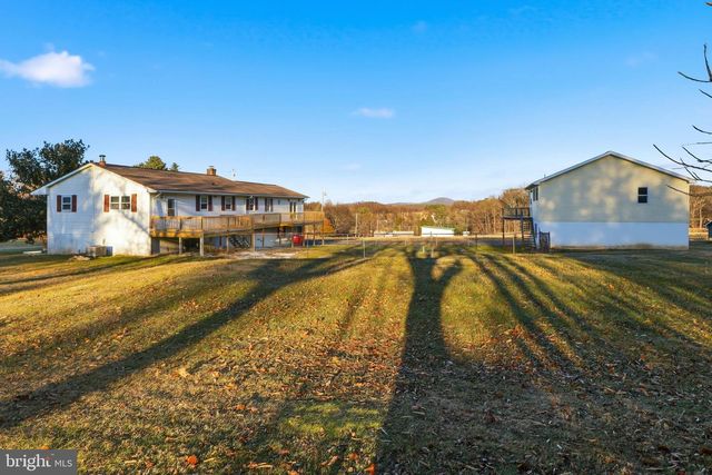 1330 GOODYEAR RD, Gardners, PA 17324