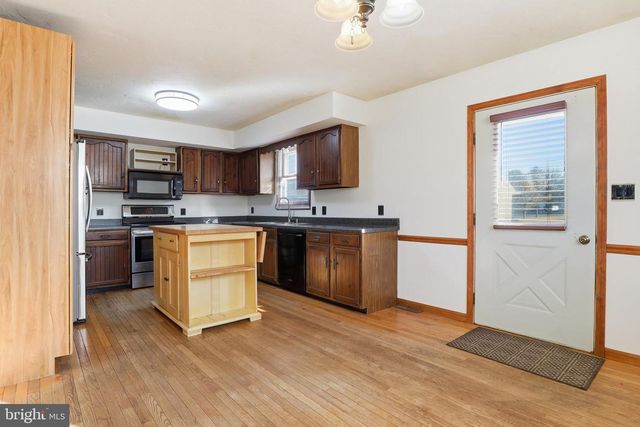 1330 GOODYEAR RD, Gardners, PA 17324