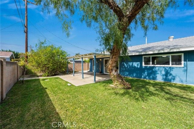 2750 E Diana Avenue, Anaheim, CA 92806