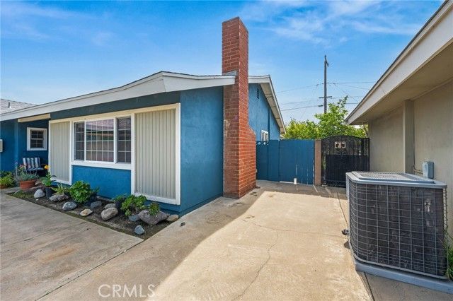 2750 E Diana Avenue, Anaheim, CA 92806