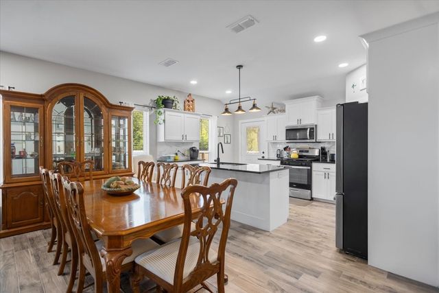 16134 Crossing Circle, Lindale, TX 75771