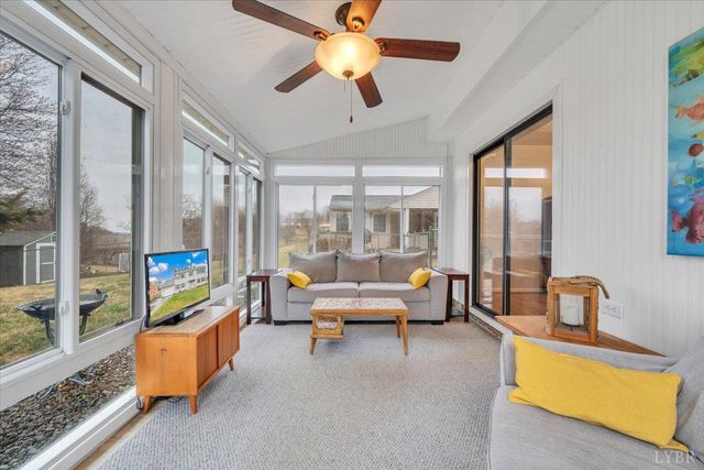 419 Rebecca Lane, Salem, VA 24153