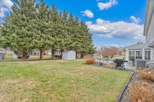 419 Rebecca Lane, Salem, VA 24153