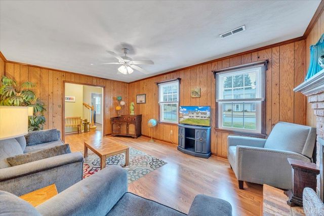 419 Rebecca Lane, Salem, VA 24153