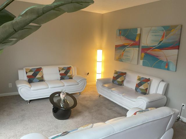 2277 Union Ave Apt 105, Memphis, TN 38104