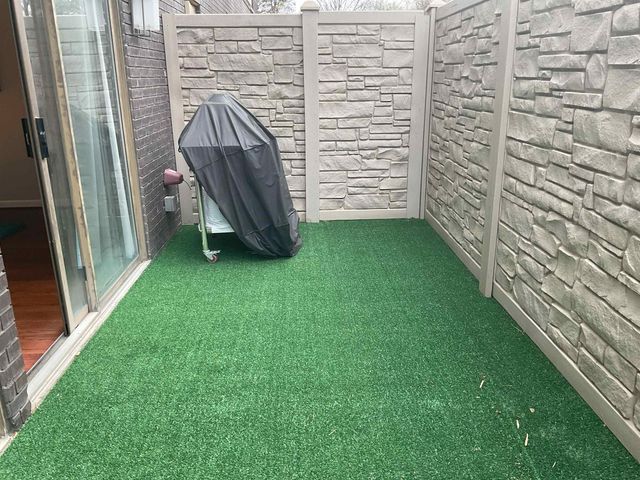 2277 Union Ave Apt 105, Memphis, TN 38104