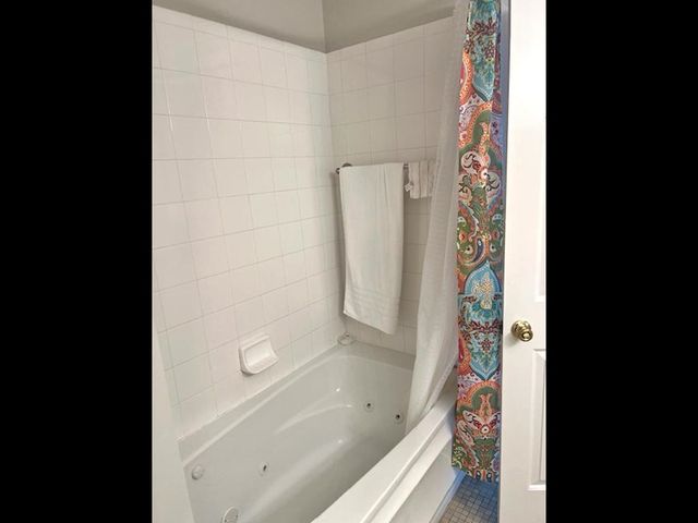 2277 Union Ave Apt 105, Memphis, TN 38104