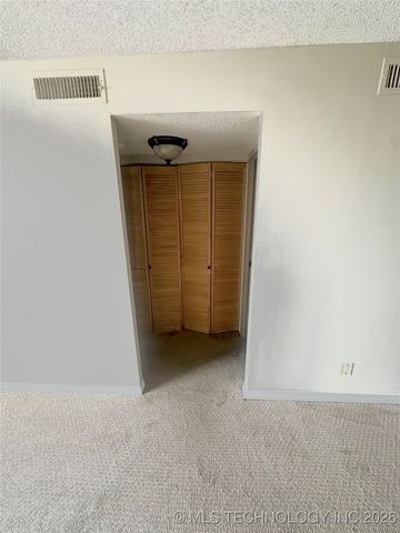 1502 S Boulder Avenue 14L, Tulsa, OK 74119