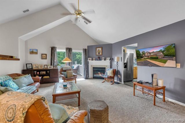 310 Marigold Circle, Westland, MI 48185
