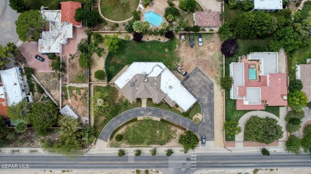 5301 UPPER VALLEY Road, El Paso, TX 79932