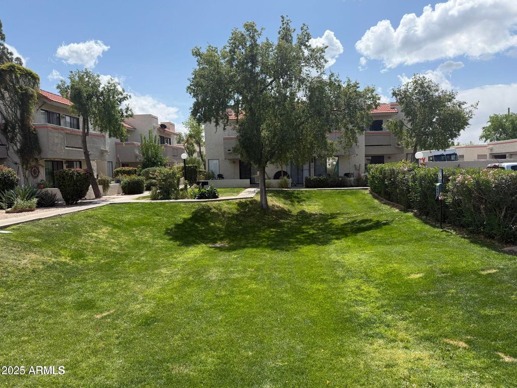 985 N GRANITE REEF Road 140, Scottsdale, AZ 85257 — photo 2