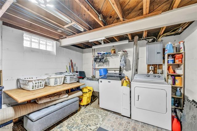 395 E 309th Street, Willowick, OH 44095