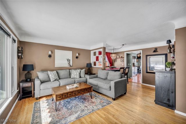 395 E 309th Street, Willowick, OH 44095