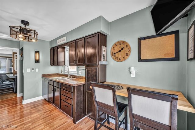 395 E 309th Street, Willowick, OH 44095