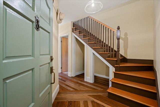 1908 Dora Avenue, Walnut Creek, CA 94596
