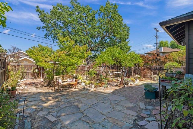 1908 Dora Avenue, Walnut Creek, CA 94596