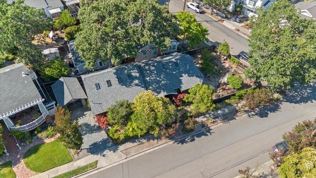 1908 Dora Avenue, Walnut Creek, CA 94596