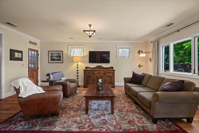 1908 Dora Avenue, Walnut Creek, CA 94596