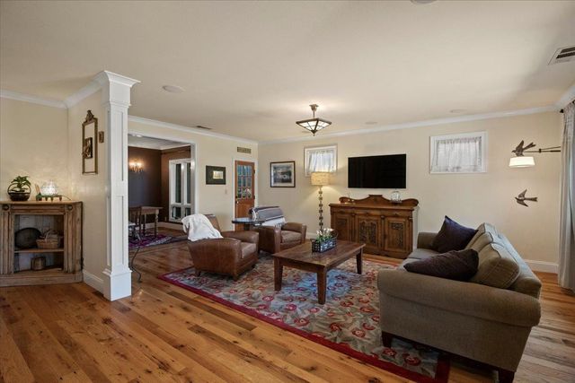 1908 Dora Avenue, Walnut Creek, CA 94596
