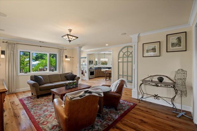 1908 Dora Avenue, Walnut Creek, CA 94596