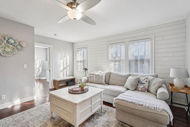 1081 Northwest Boulevard, 2, Columbus, OH 43212