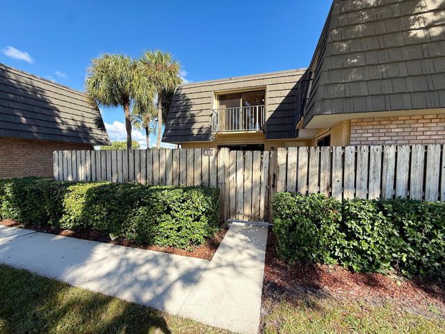 810 8th Way, West Palm Beach, FL 33407