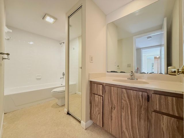 810 8th Way, West Palm Beach, FL 33407