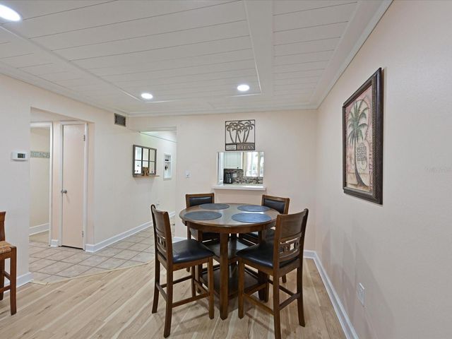 3563 LAKE BAYSHORE DRIVE J206, Bradenton, FL 34205