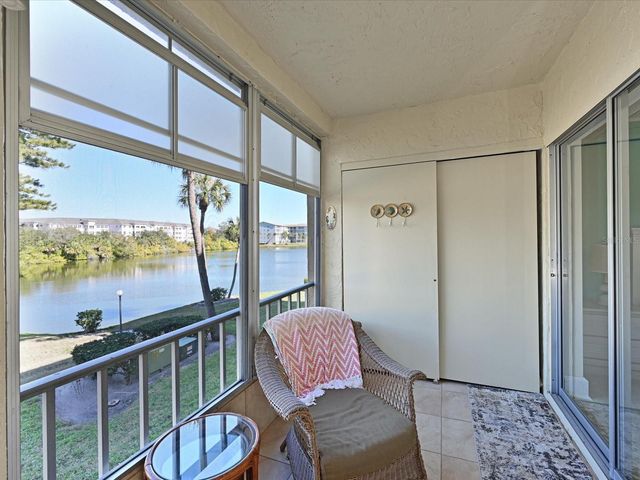 3563 LAKE BAYSHORE DRIVE J206, Bradenton, FL 34205