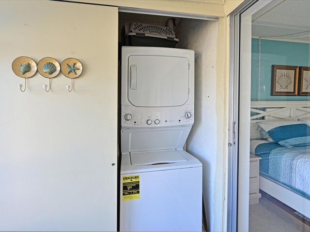 3563 LAKE BAYSHORE DRIVE J206, Bradenton, FL 34205