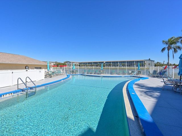 3563 LAKE BAYSHORE DRIVE J206, Bradenton, FL 34205