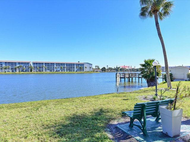 3563 LAKE BAYSHORE DRIVE J206, Bradenton, FL 34205