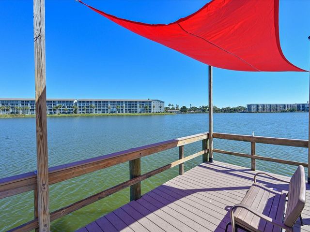 3563 LAKE BAYSHORE DRIVE J206, Bradenton, FL 34205