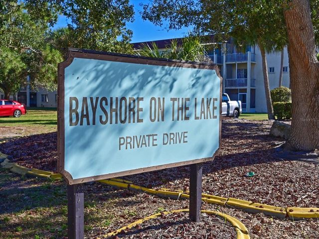 3563 LAKE BAYSHORE DRIVE J206, Bradenton, FL 34205